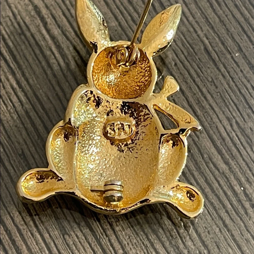 Vintage Steinmetz Gold-tone & Cream Enamel Bunny Brooch